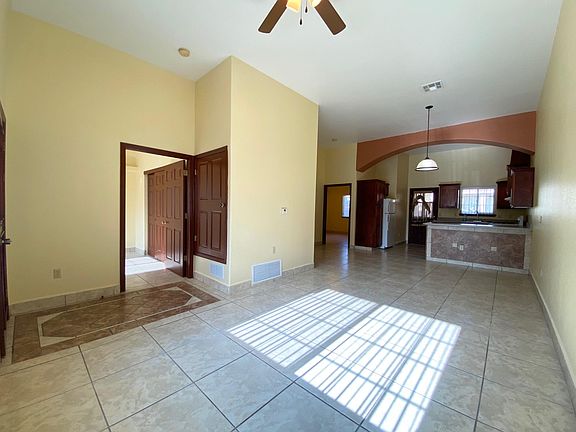 4th image of 203 W Madrid Ave #5