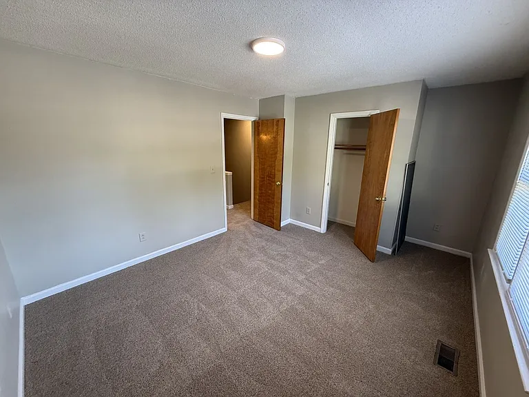 2905 Faversham Pl — Photo 10