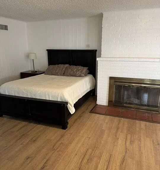 4933 Presidio Dr — Photo 6