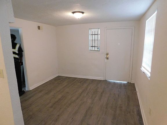 4th image of 1640 W 2nd St #0