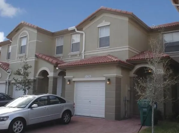 10768 NW 80th Ln, Doral, FL 33178