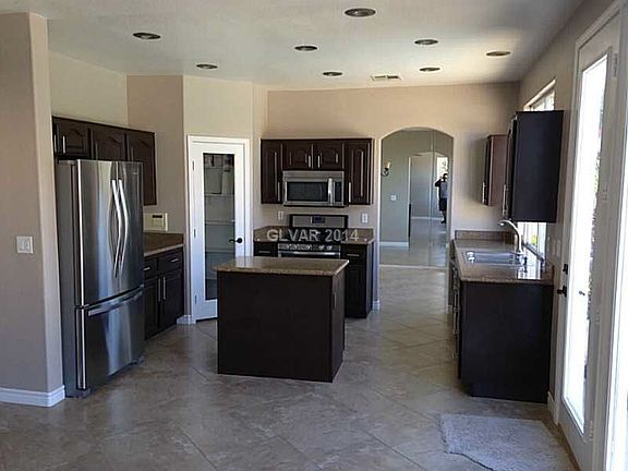 3rd image of 7745 Bird Of Paradise Ct