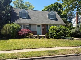 140 Wickshire Drive, East Meadow, NY 11554