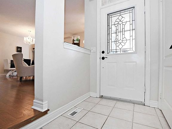 4th image of 106 Snowy Meadow Ave