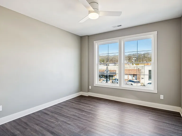 118 N Main St #C — Photo 17