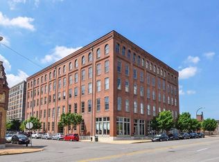 721 N 17th St APT 306, Saint Louis, MO 63103
