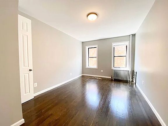 3rd image of 3340 Fort Independence St #45B