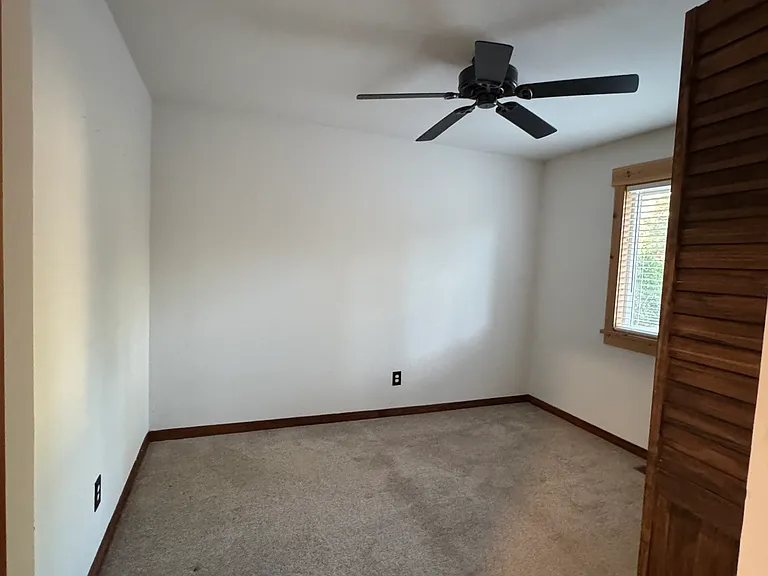 16712 Glenshire Dr — Photo 11