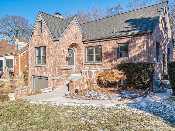 2nd image of 1633 38th St