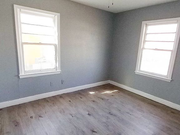 5th image of 2220 25th St