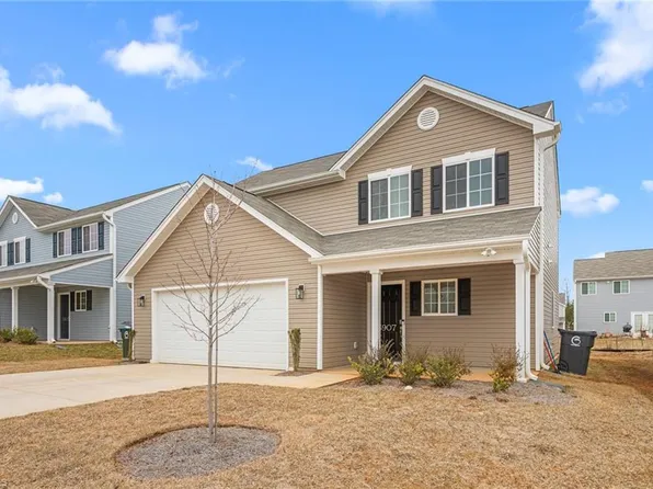 3907 Arcola Way, Greensboro, NC 27405