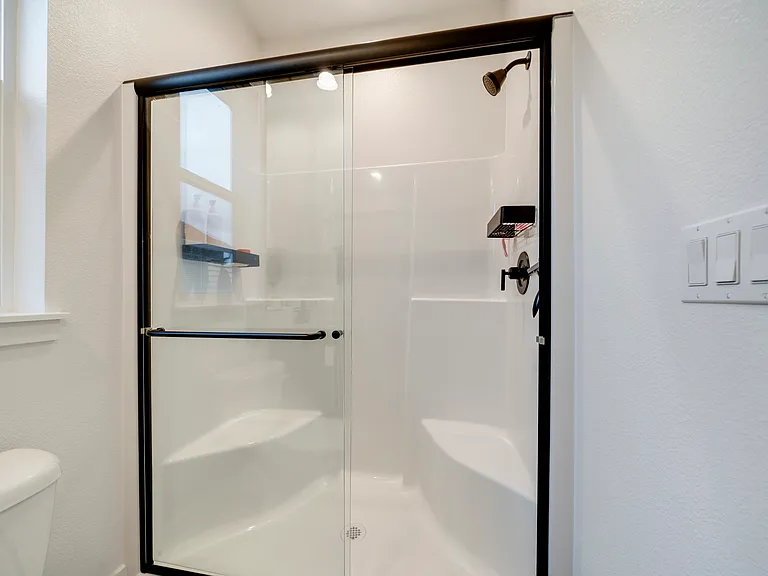 18008 NE 48th Ct — Photo 5