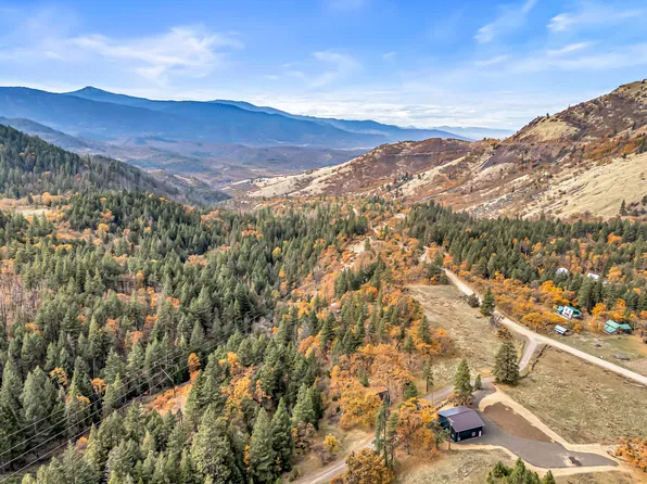 108 Baldy Creek Rd, Ashland, OR 97520