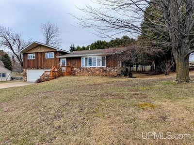905 E Margaret St, Iron Mountain, MI, 49801