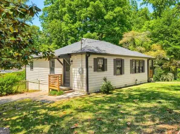 396 Forrest Ridge Dr NW, Atlanta, GA 30318