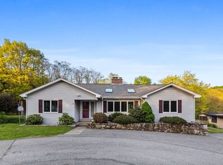 43 Central St, North Reading, MA 01864