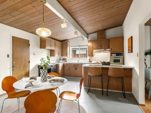 3828 Little Rock Avenue, Santa Rosa, CA 95405