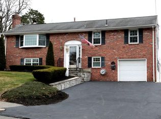 208 North St, Stoneham, MA 02180