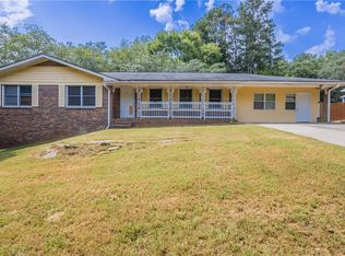 5967 Cedar Ln SW, Mableton, GA 30126
