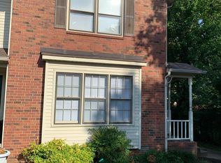 1053 Silver Point Dr, Murfreesboro, TN 37130