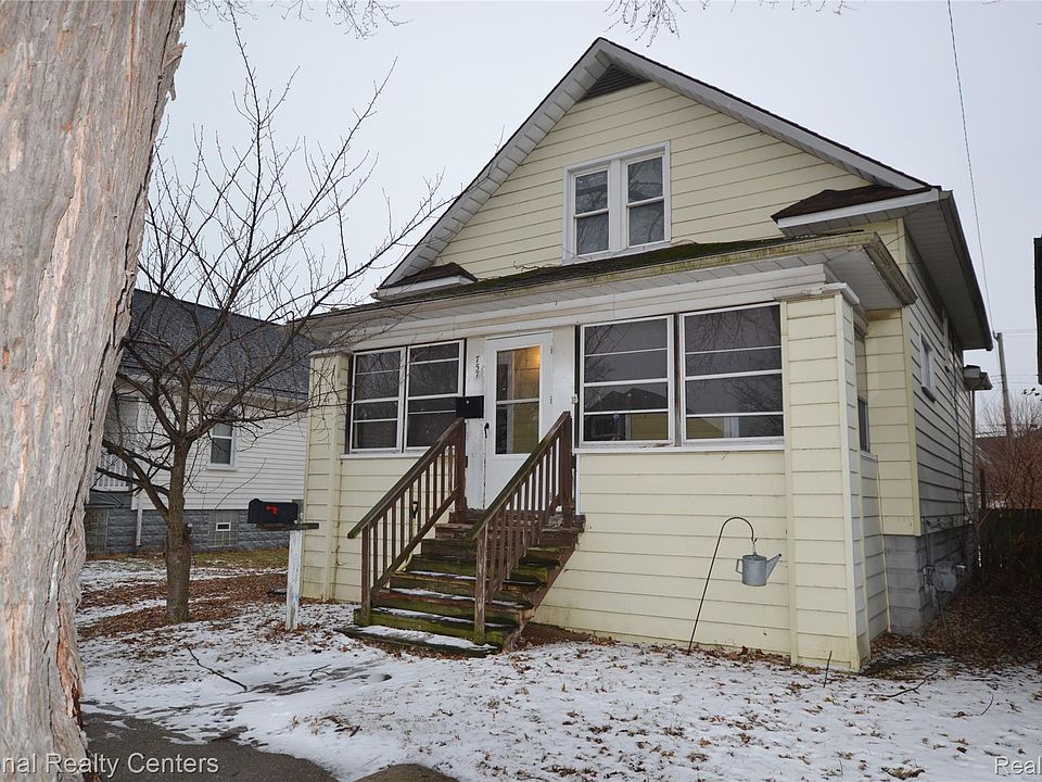 1st image of 757 Orchard St