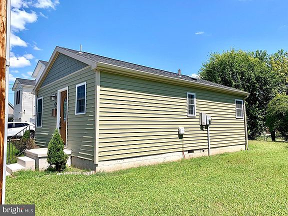 2nd image of 429 North St