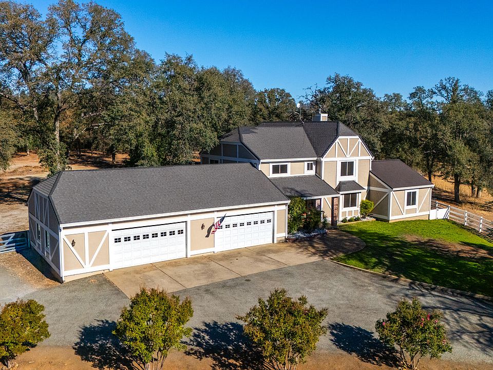 1st image of 21906 Coloma Dr