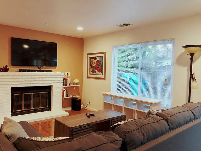 36790 Nichols Ave — Photo 2