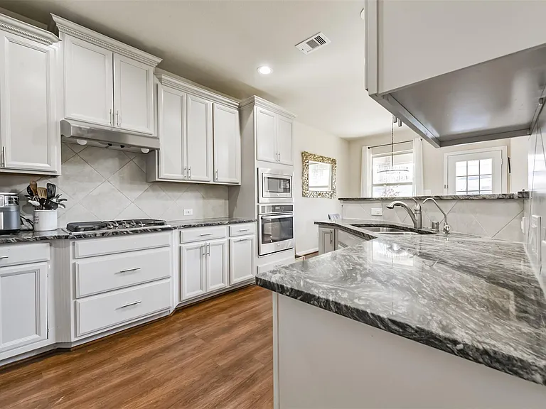 19027 Bowden Harbour Dr — Photo 6