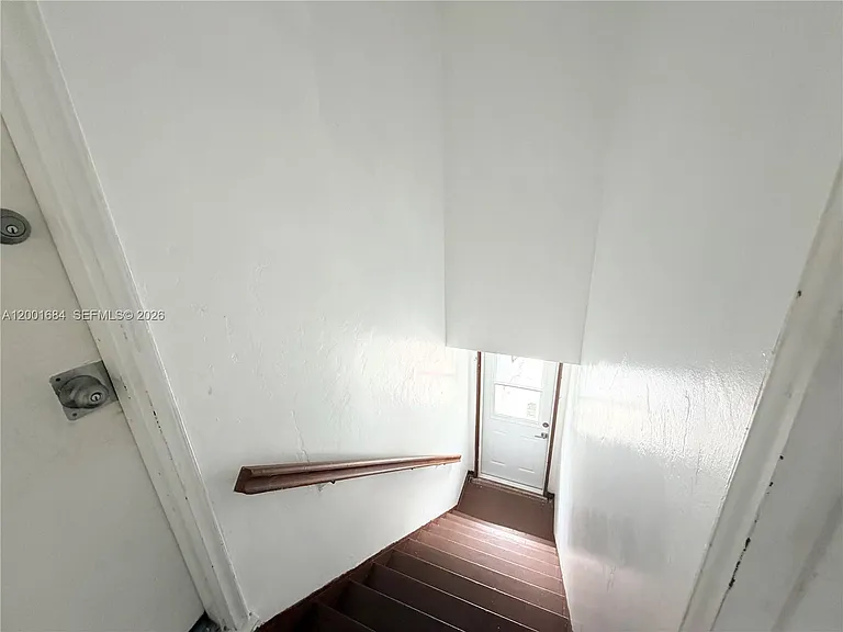 620 84th St #25 — Photo 10