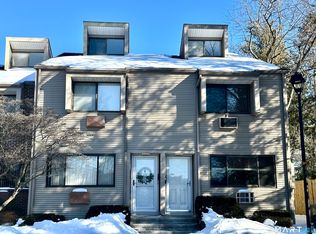 168 Belltown Rd APT 30, Stamford, CT 06905