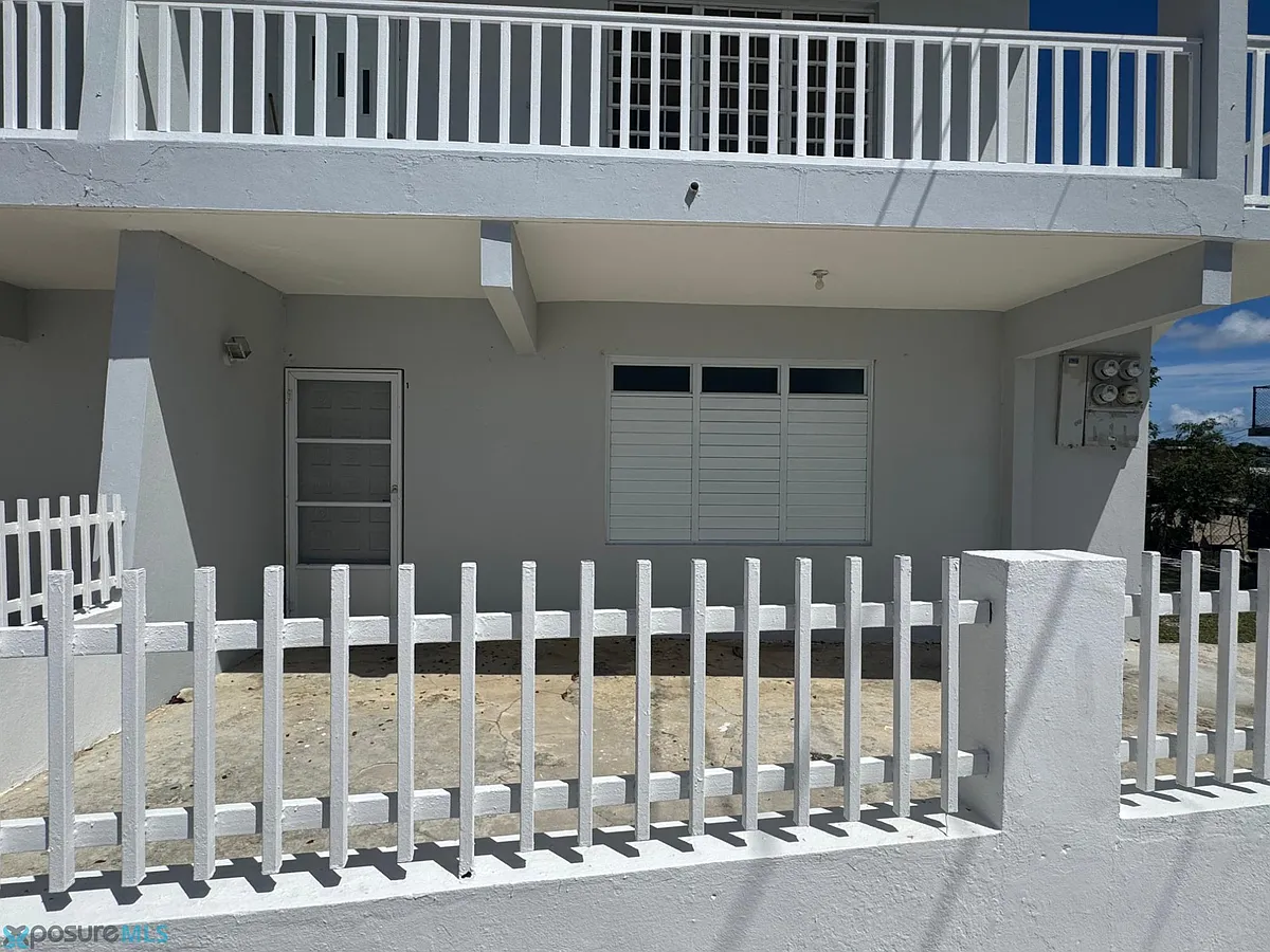 Building Photo - 0 Comunidad Aceitunas #1