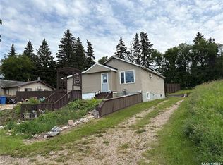 561 18th. Street E, Prince Albert, SK S6V 1H8