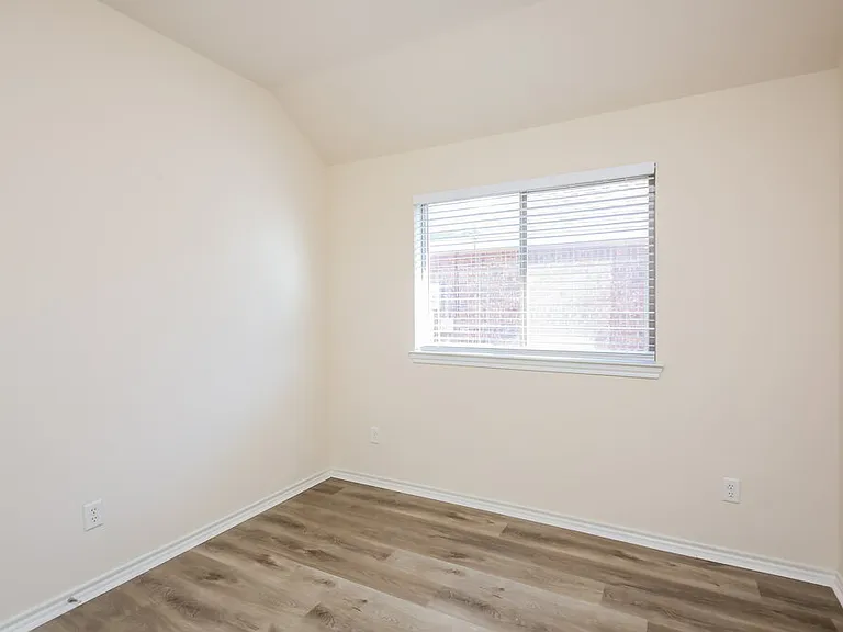 4913 Caraway Dr — Photo 14