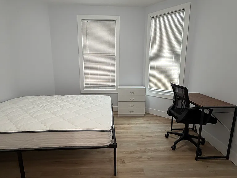 34 Seminary Ave #1 — Photo 11
