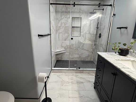 5th image of 10736 Porter Ln