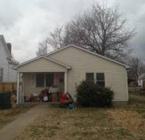 1st image of 602 Clay St