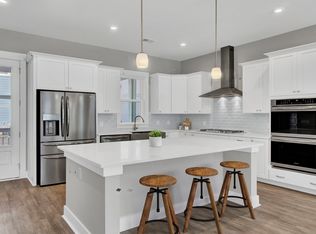 3024 Evening Tide Dr, Hanahan, SC 29410