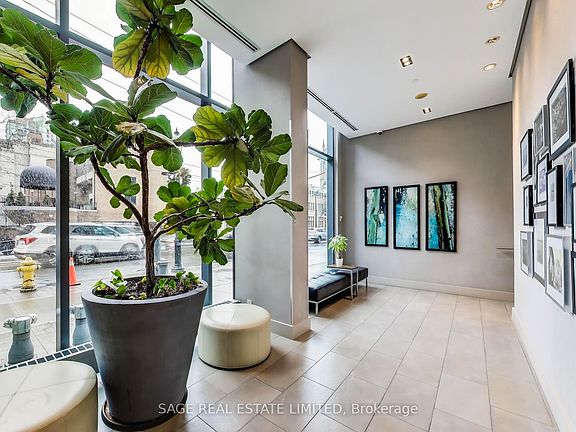 4th image of 33 Lombard St #4004