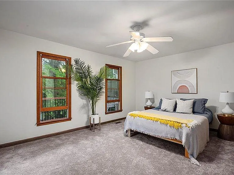 2283 Shenandoah Ave NE — Photo 10