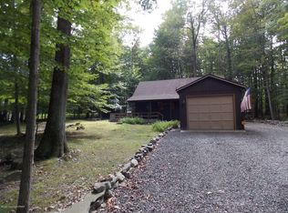 1180 Ranger Trl, Pocono Lake, PA 18347