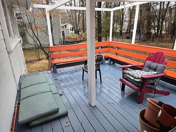 2nd image of 48 Spring Ln