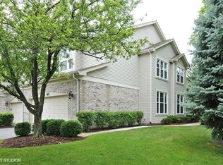 1145 Tennyson Ln, Naperville, IL 60540