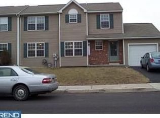 591 Seminary St, Pennsburg, PA 18073