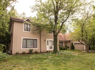 610 Tanglewood Ln, Frankfort, IL 60423