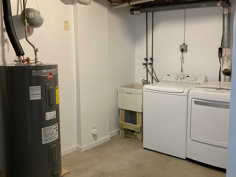 801 Albion Pl — Photo 34