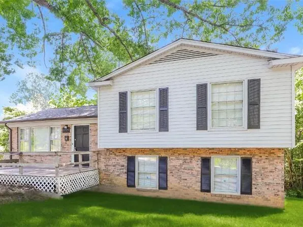 2425 New Orleans St, Greensboro, NC 27406
