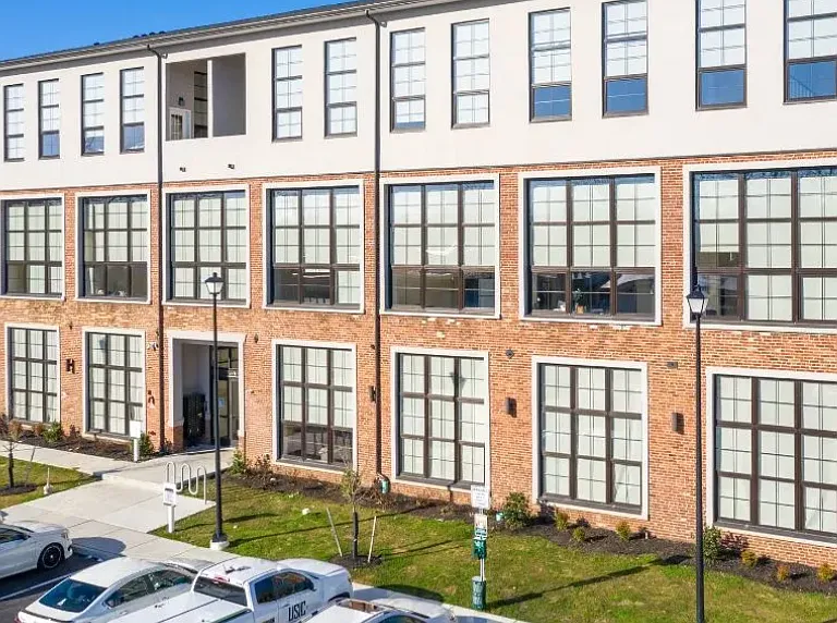 77 Washington St #109 — Photo 1