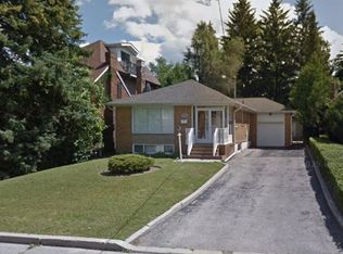 223 Hillcrest Ave, Toronto, ON M2N 3P3