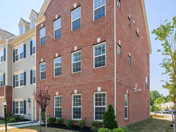 7493 Saint Margarets Blvd, Hanover, MD 21076